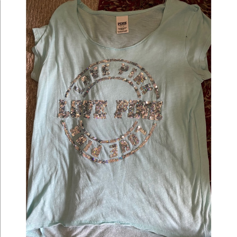 Women’s shirt